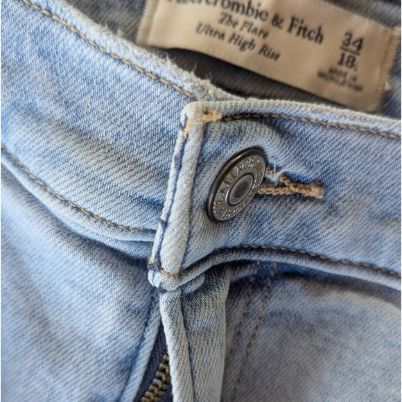 Abercrombie & Fitch Curve Love The Flare Ultra High Rise Jeans Women’s 18 L - Picture 11 of 12